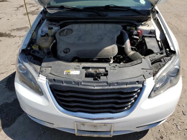 Photo 10 VIN: 1C3CCBBG0EN152899 - CHRYSLER 200 