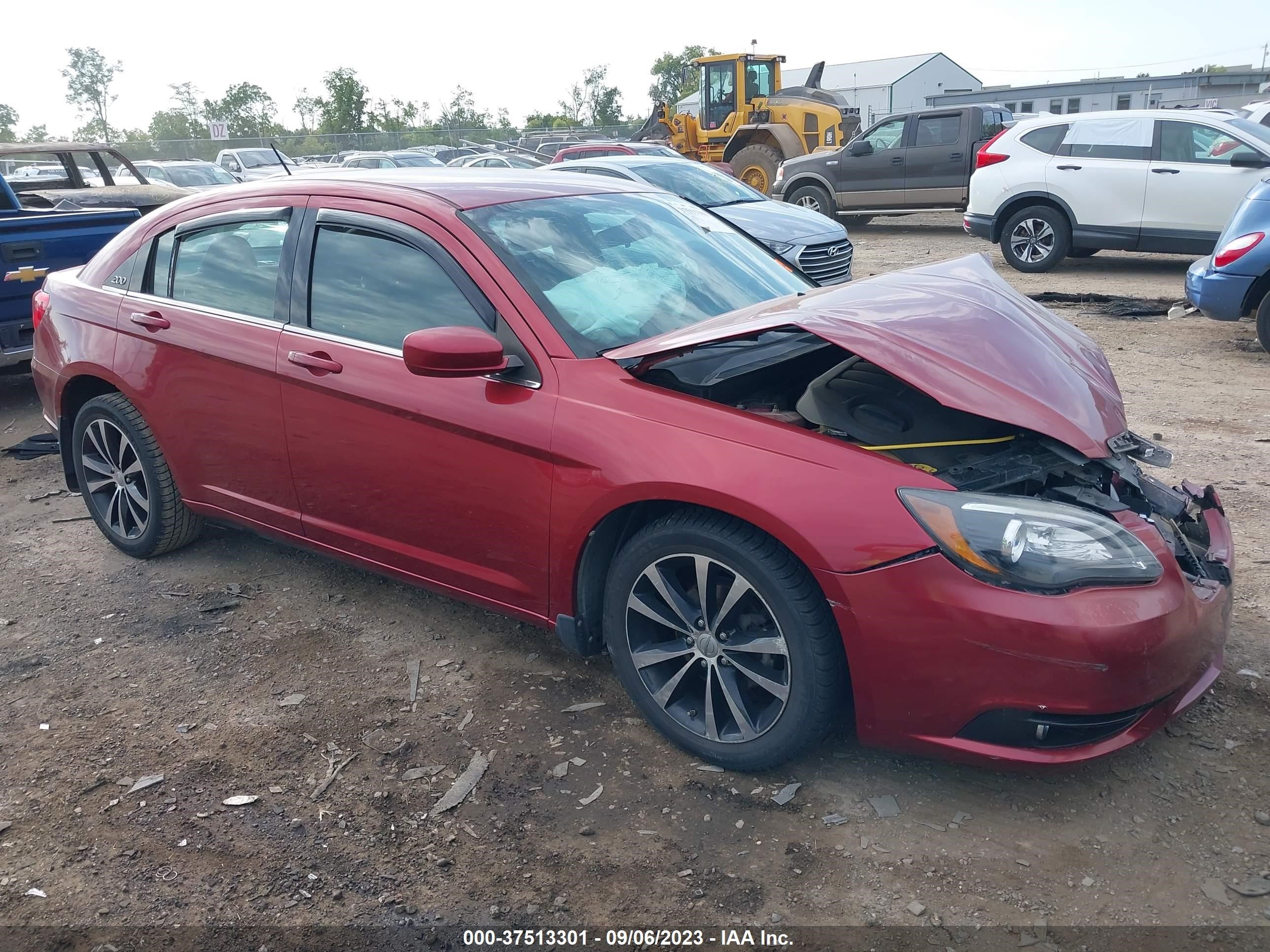 Photo 0 VIN: 1C3CCBBG1DN701380 - CHRYSLER 200 