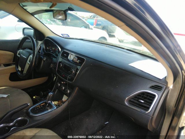 Photo 4 VIN: 1C3CCBBG1EN114405 - CHRYSLER 200 