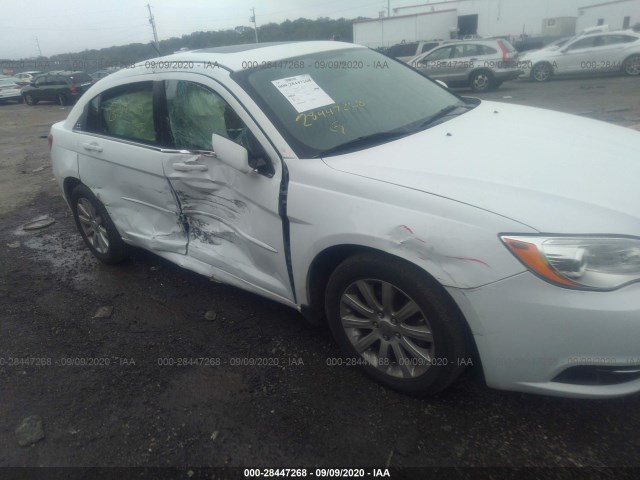 Photo 5 VIN: 1C3CCBBG2DN732038 - CHRYSLER 200 