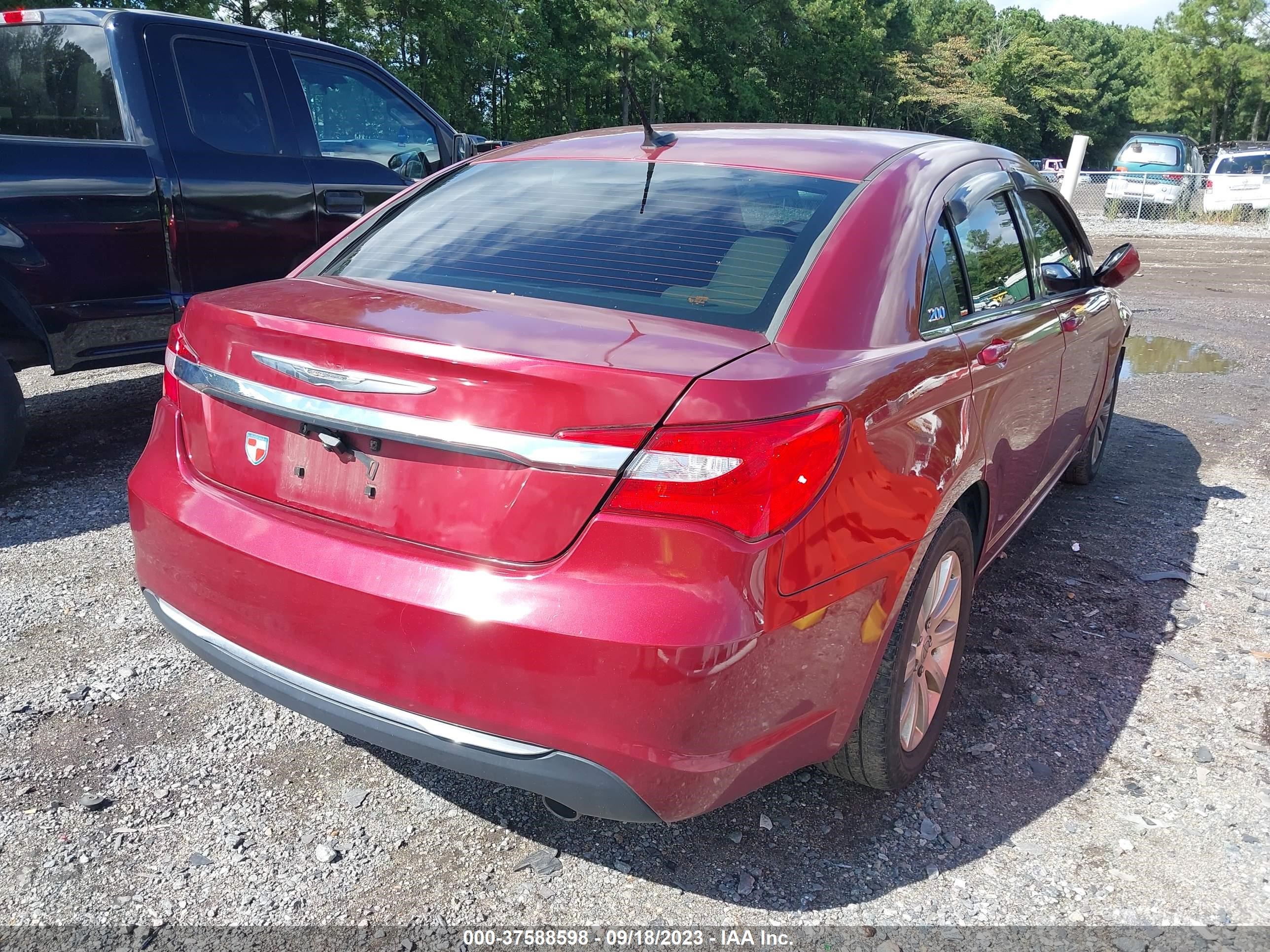 Photo 3 VIN: 1C3CCBBG3CN108490 - CHRYSLER 200 