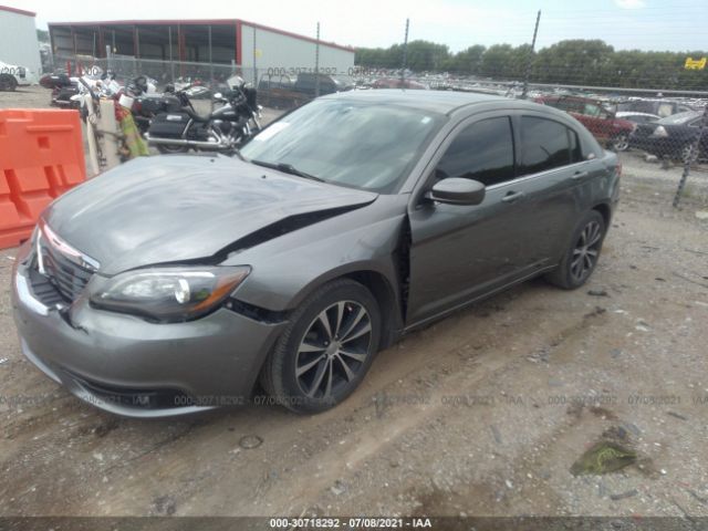 Photo 1 VIN: 1C3CCBBG3CN288456 - CHRYSLER 200 