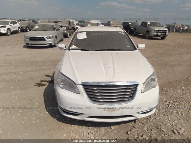 Photo 5 VIN: 1C3CCBBG3DN711165 - CHRYSLER 200 