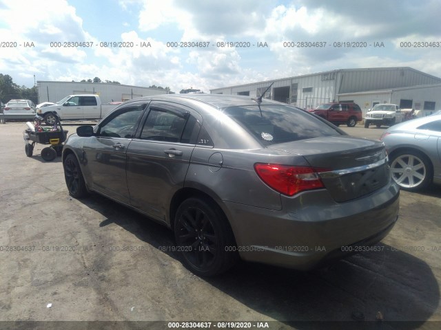 Photo 2 VIN: 1C3CCBBG3DN744313 - CHRYSLER 200 