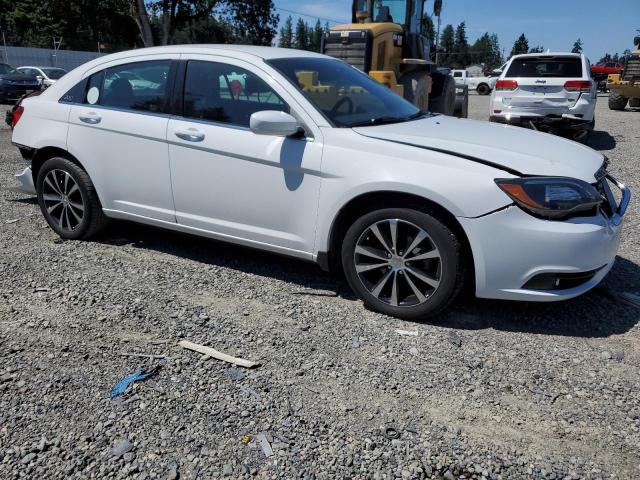 Photo 3 VIN: 1C3CCBBG3EN185878 - CHRYSLER 200 TOURIN 