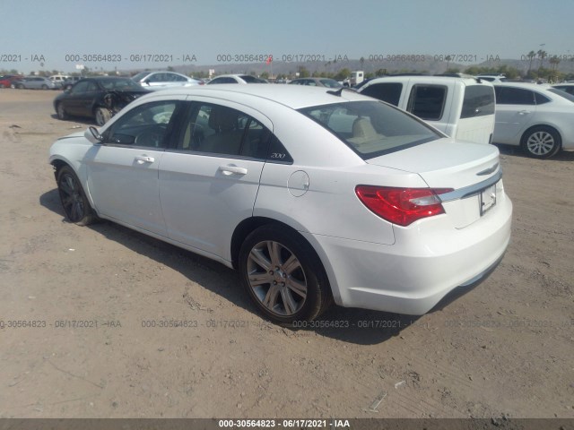 Photo 2 VIN: 1C3CCBBG4CN160548 - CHRYSLER 200 