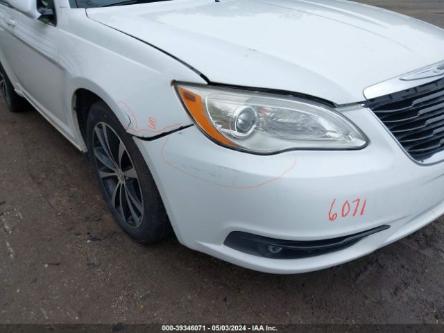 Photo 5 VIN: 1C3CCBBG4DN715855 - CHRYSLER 200 