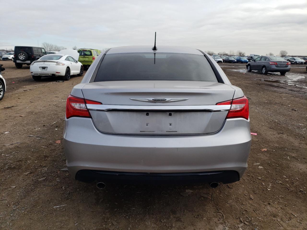 Photo 5 VIN: 1C3CCBBG4DN717007 - CHRYSLER 200 