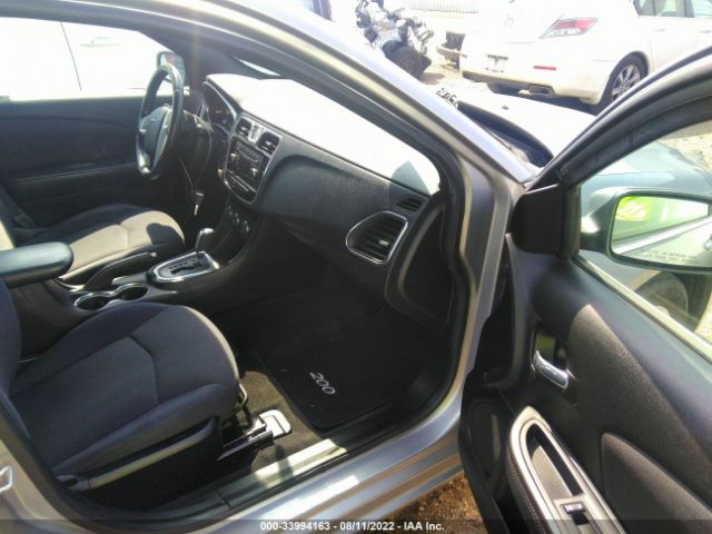 Photo 4 VIN: 1C3CCBBG4EN105939 - CHRYSLER 200 