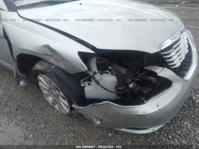 Photo 5 VIN: 1C3CCBBG5CN160915 - CHRYSLER 200 