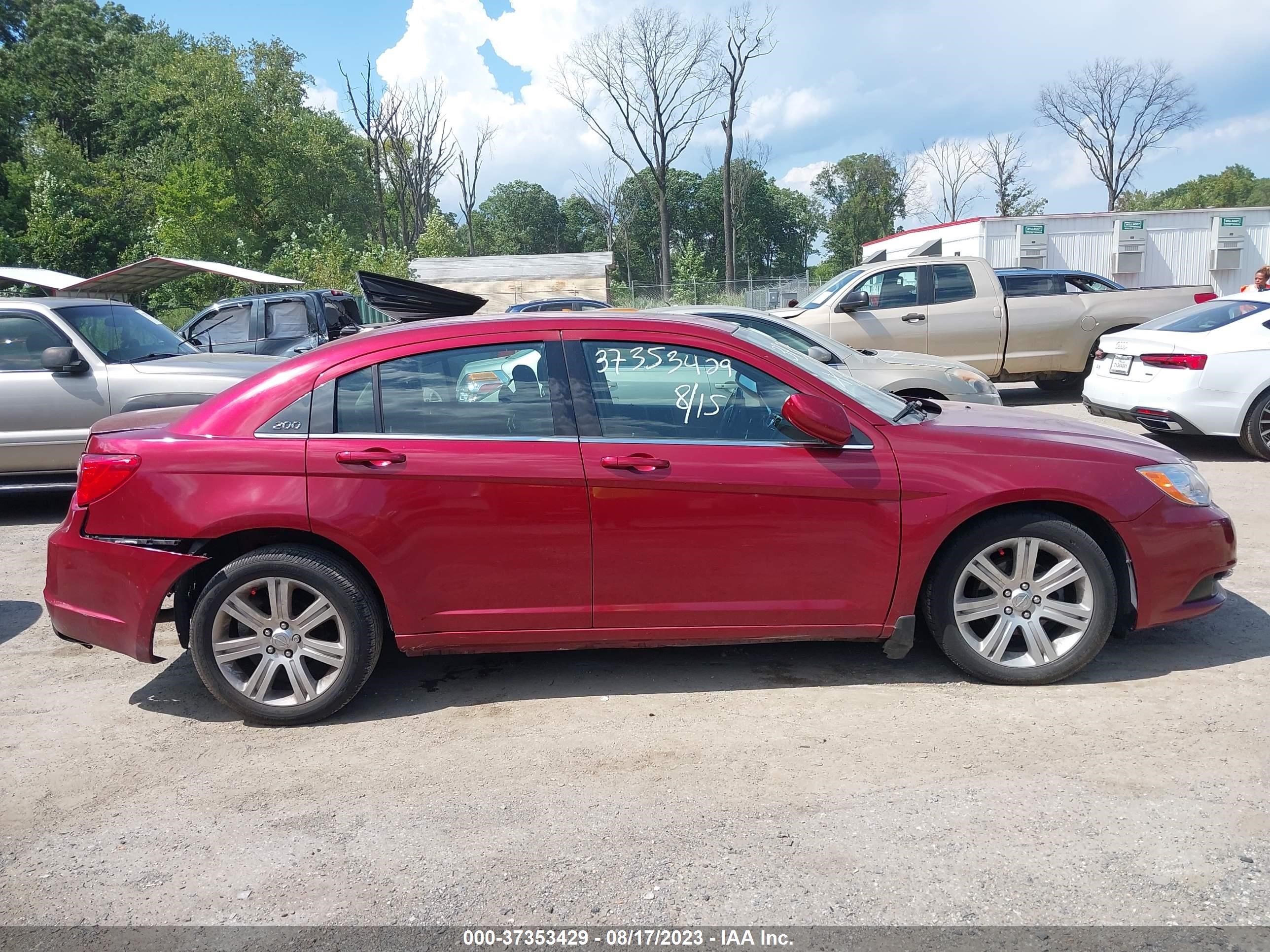 Photo 12 VIN: 1C3CCBBG5CN164530 - CHRYSLER 200 