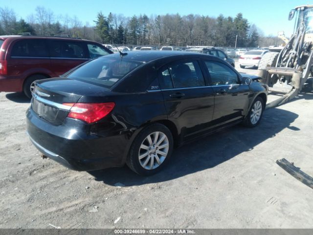 Photo 3 VIN: 1C3CCBBG6DN527774 - CHRYSLER 200 