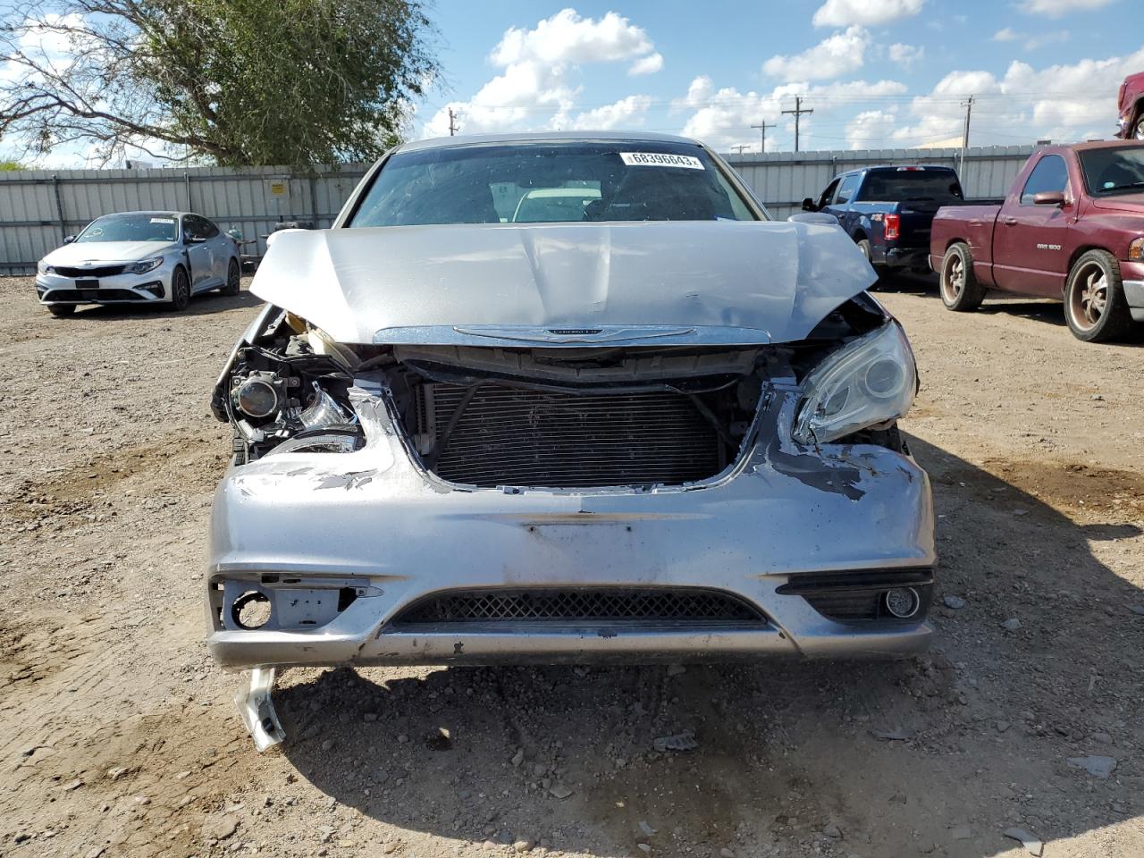 Photo 4 VIN: 1C3CCBBG7DN745397 - CHRYSLER 200 