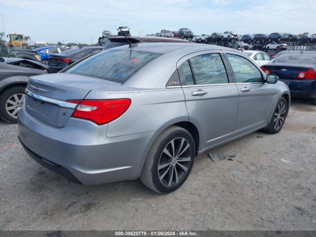 Photo 3 VIN: 1C3CCBBG7EN128681 - CHRYSLER 200 