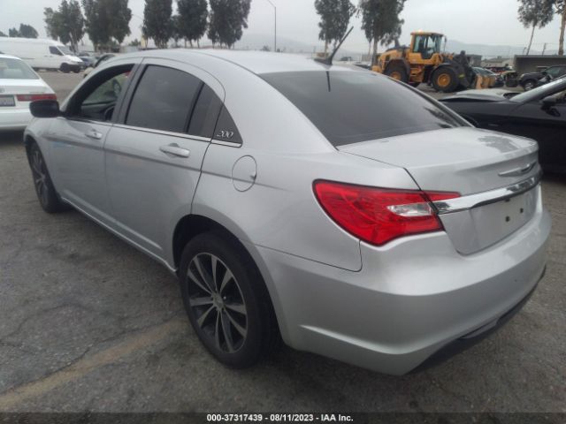 Photo 2 VIN: 1C3CCBBG8CN269045 - CHRYSLER 200 