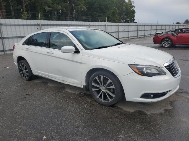 Photo 3 VIN: 1C3CCBBG8DN736918 - CHRYSLER 200 TOURIN 