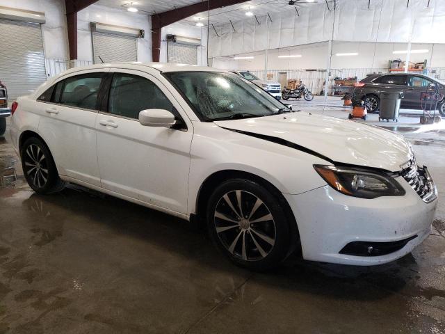 Photo 3 VIN: 1C3CCBBG9EN132098 - CHRYSLER 200 TOURIN 