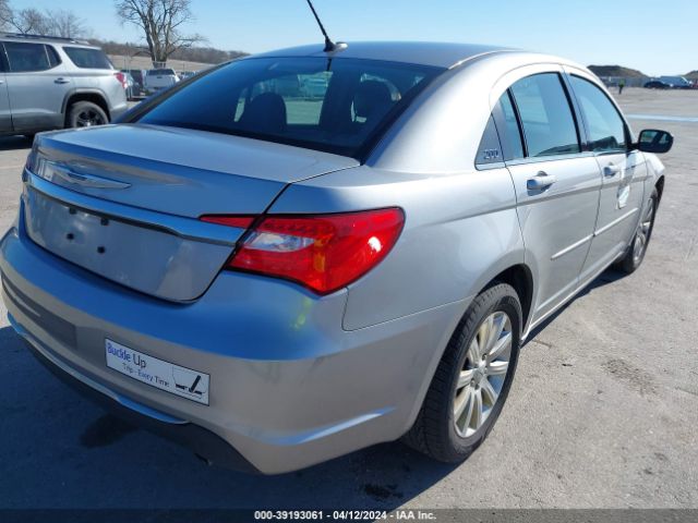 Photo 3 VIN: 1C3CCBBGXDN669092 - CHRYSLER 200 