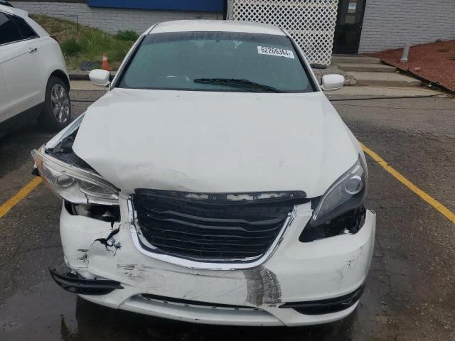 Photo 4 VIN: 1C3CCBBGXEN185148 - CHRYSLER 200 TOURIN 