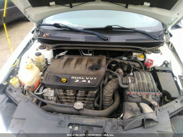 Photo 9 VIN: 1C3CCBCB2CN106247 - CHRYSLER 200 