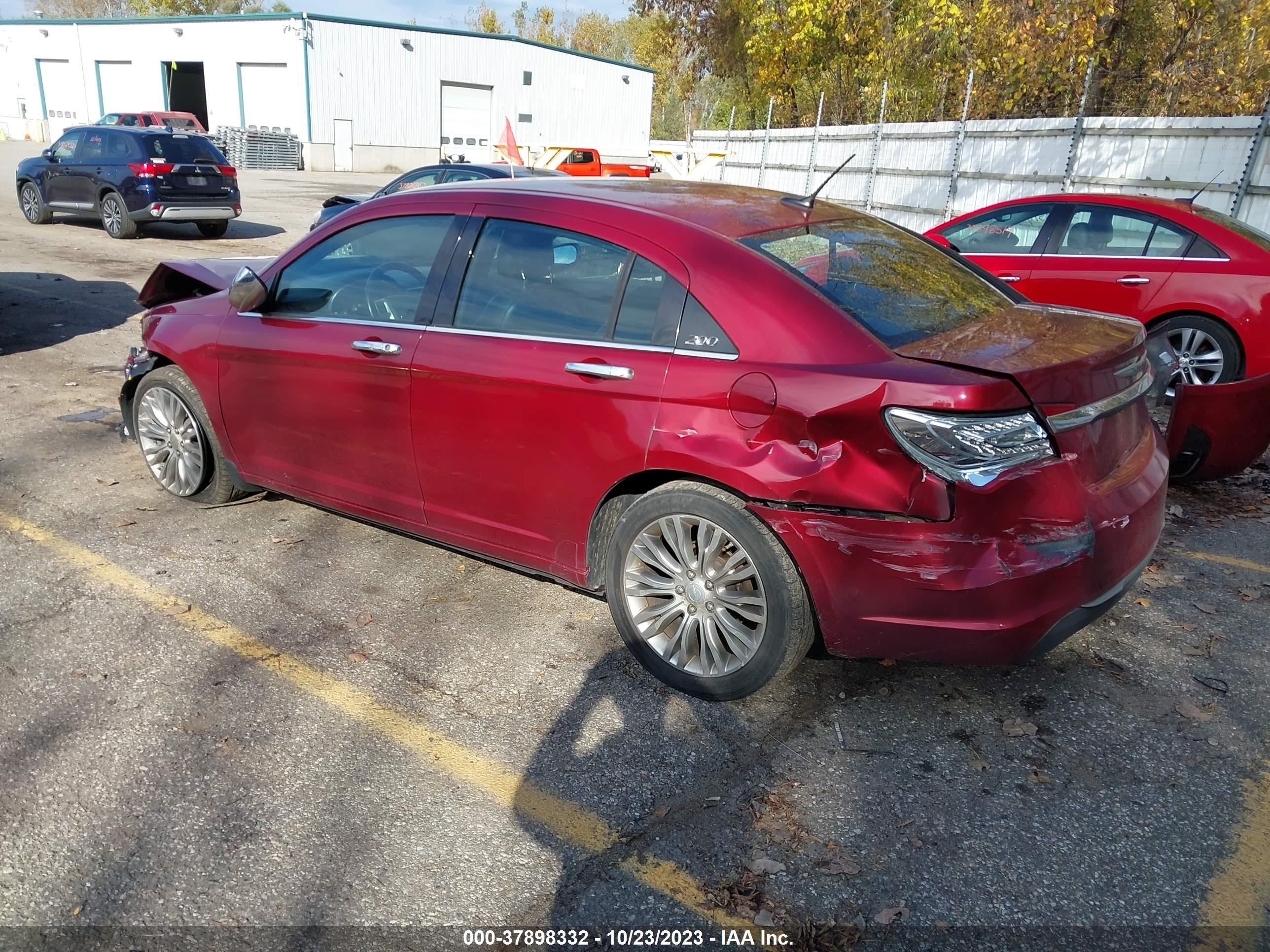 Photo 2 VIN: 1C3CCBCB7CN257486 - CHRYSLER 200 