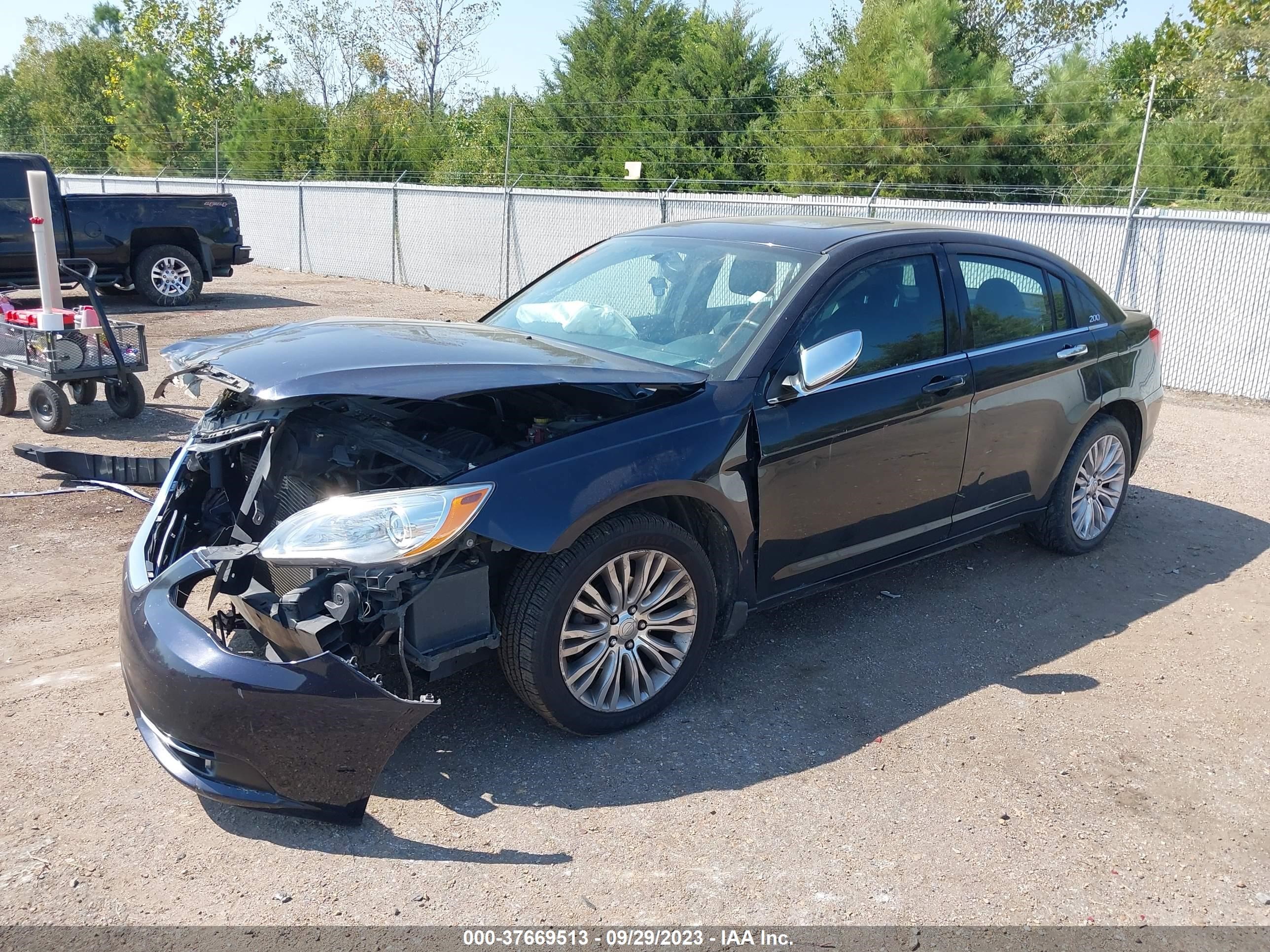 Photo 1 VIN: 1C3CCBCBXCN108585 - CHRYSLER 200 