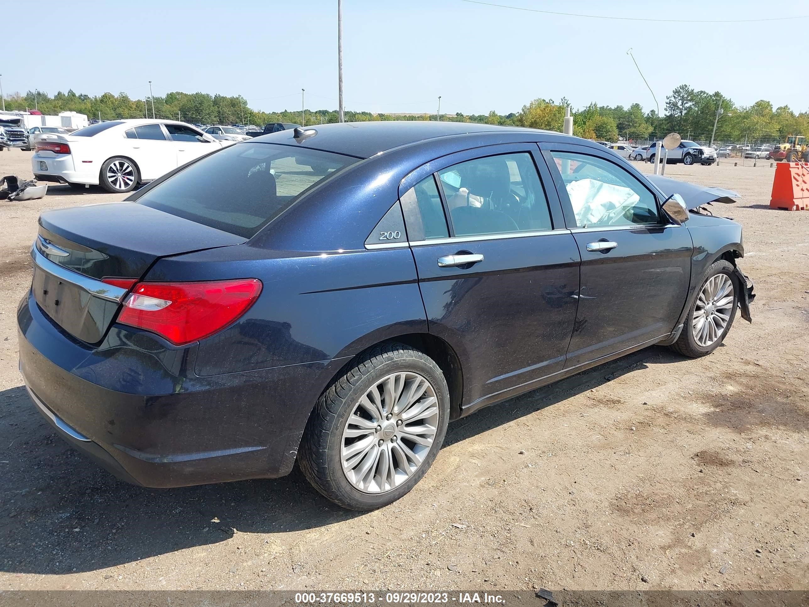 Photo 3 VIN: 1C3CCBCBXCN108585 - CHRYSLER 200 