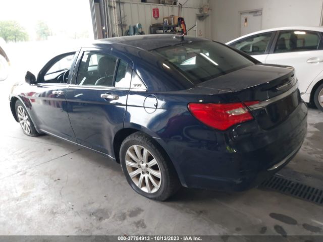 Photo 2 VIN: 1C3CCBCG0DN700025 - CHRYSLER 200 