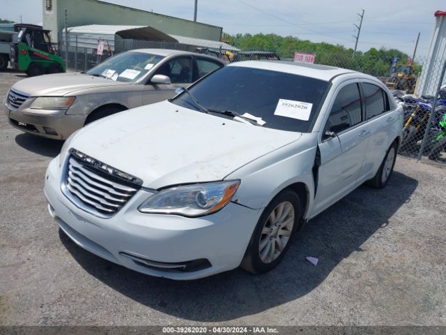 Photo 1 VIN: 1C3CCBCG1DN638943 - CHRYSLER 200 