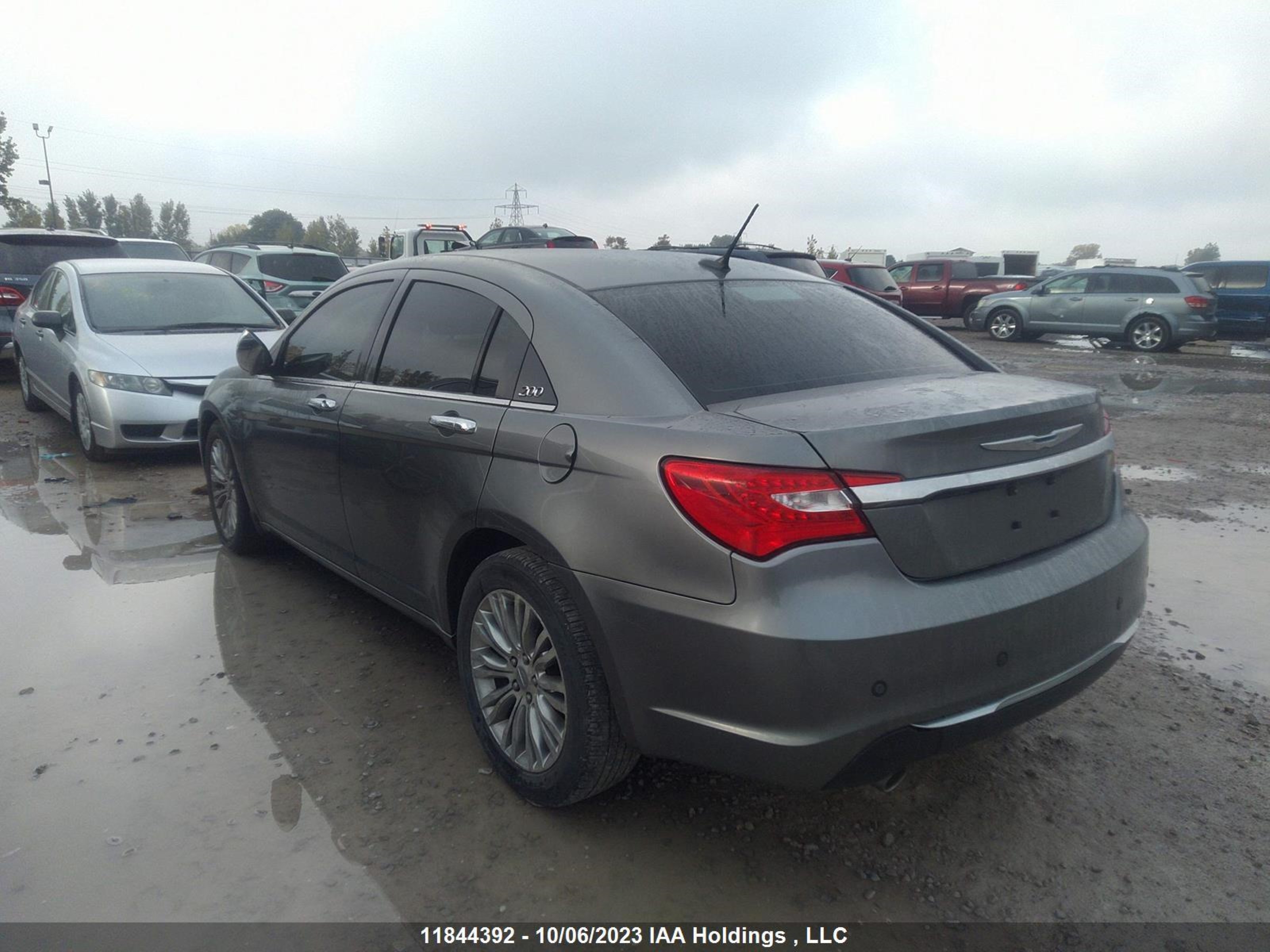 Photo 2 VIN: 1C3CCBCG2CN291394 - CHRYSLER 200 