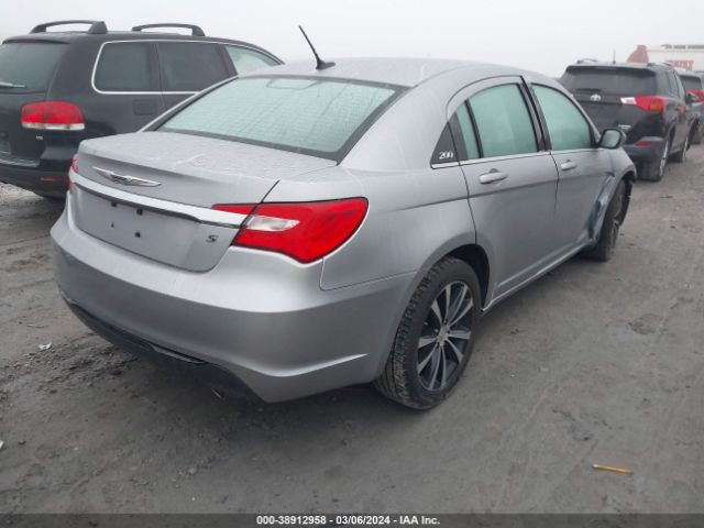 Photo 3 VIN: 1C3CCBCG2DN724407 - CHRYSLER 200 