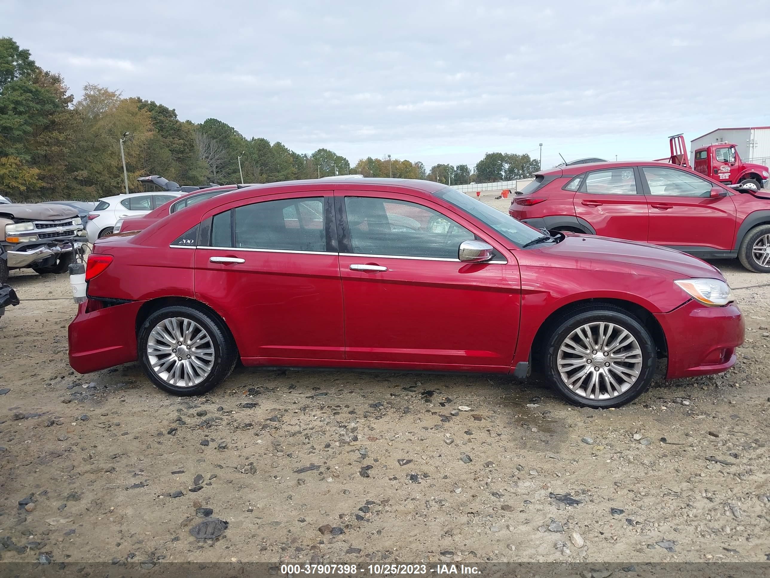 Photo 12 VIN: 1C3CCBCG3CN116832 - CHRYSLER 200 