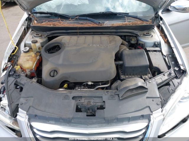 Photo 9 VIN: 1C3CCBCG3CN152035 - CHRYSLER 200 