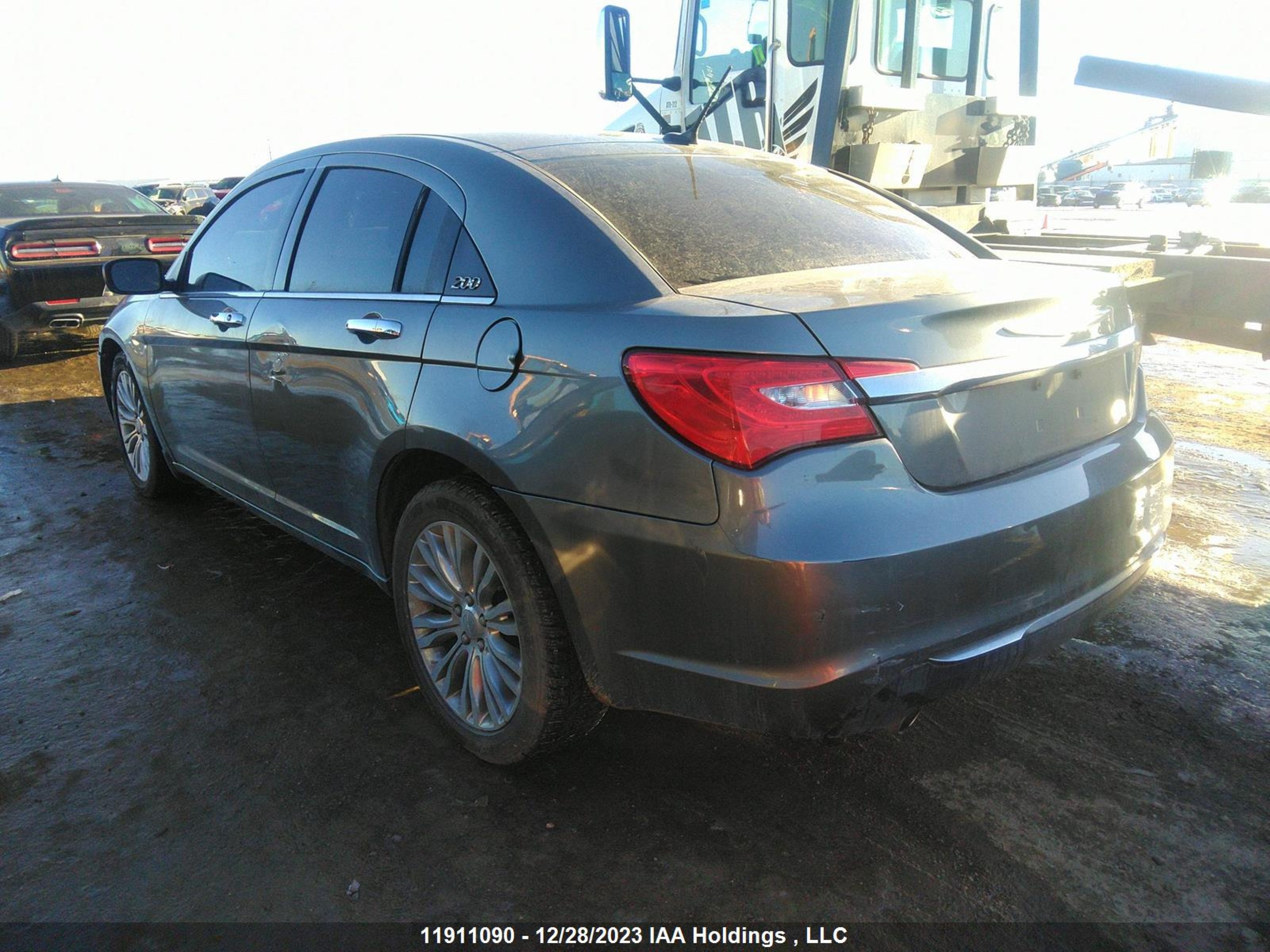 Photo 2 VIN: 1C3CCBCG3CN219183 - CHRYSLER 200 