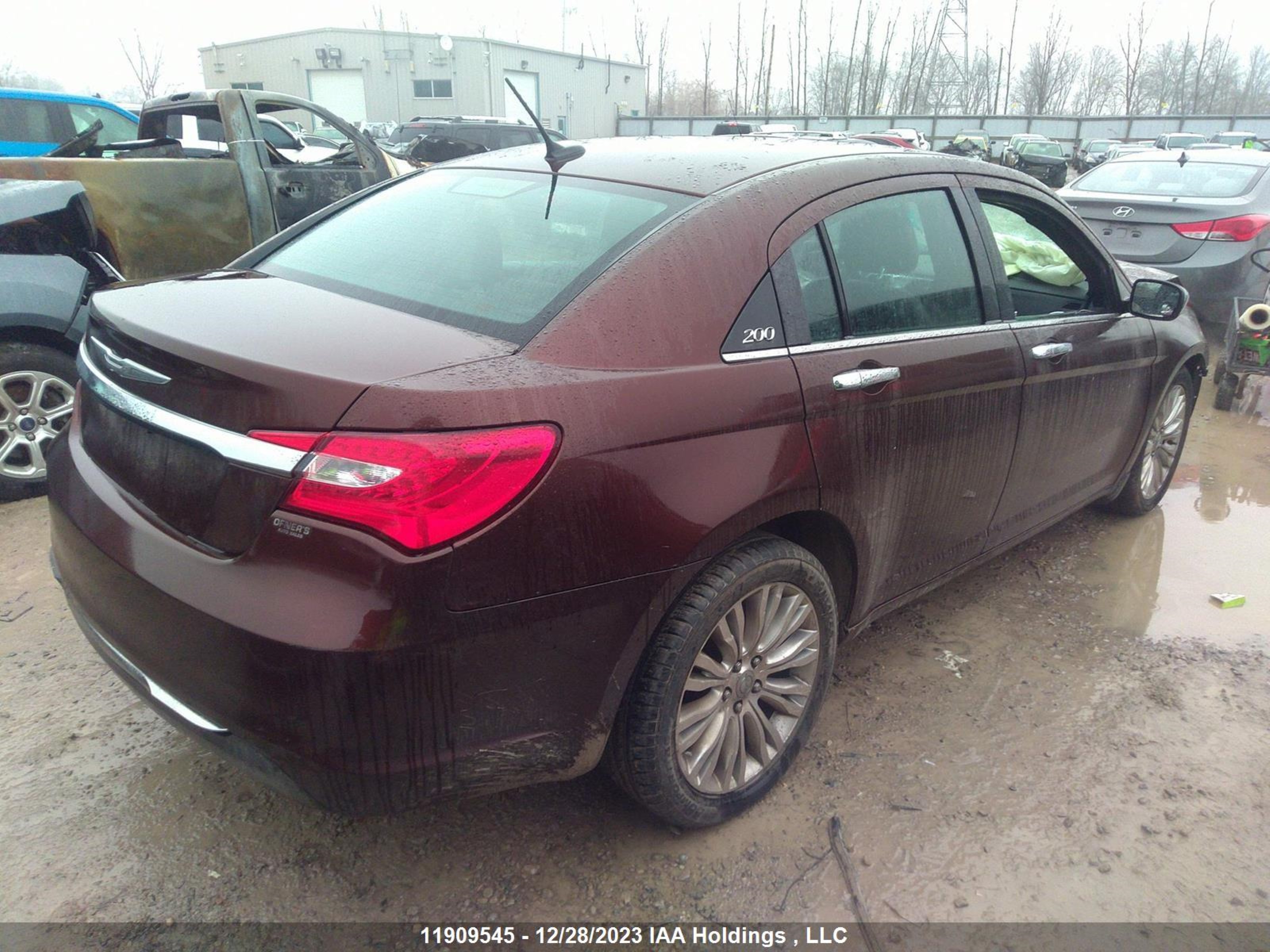 Photo 3 VIN: 1C3CCBCG3DN757769 - CHRYSLER 200 