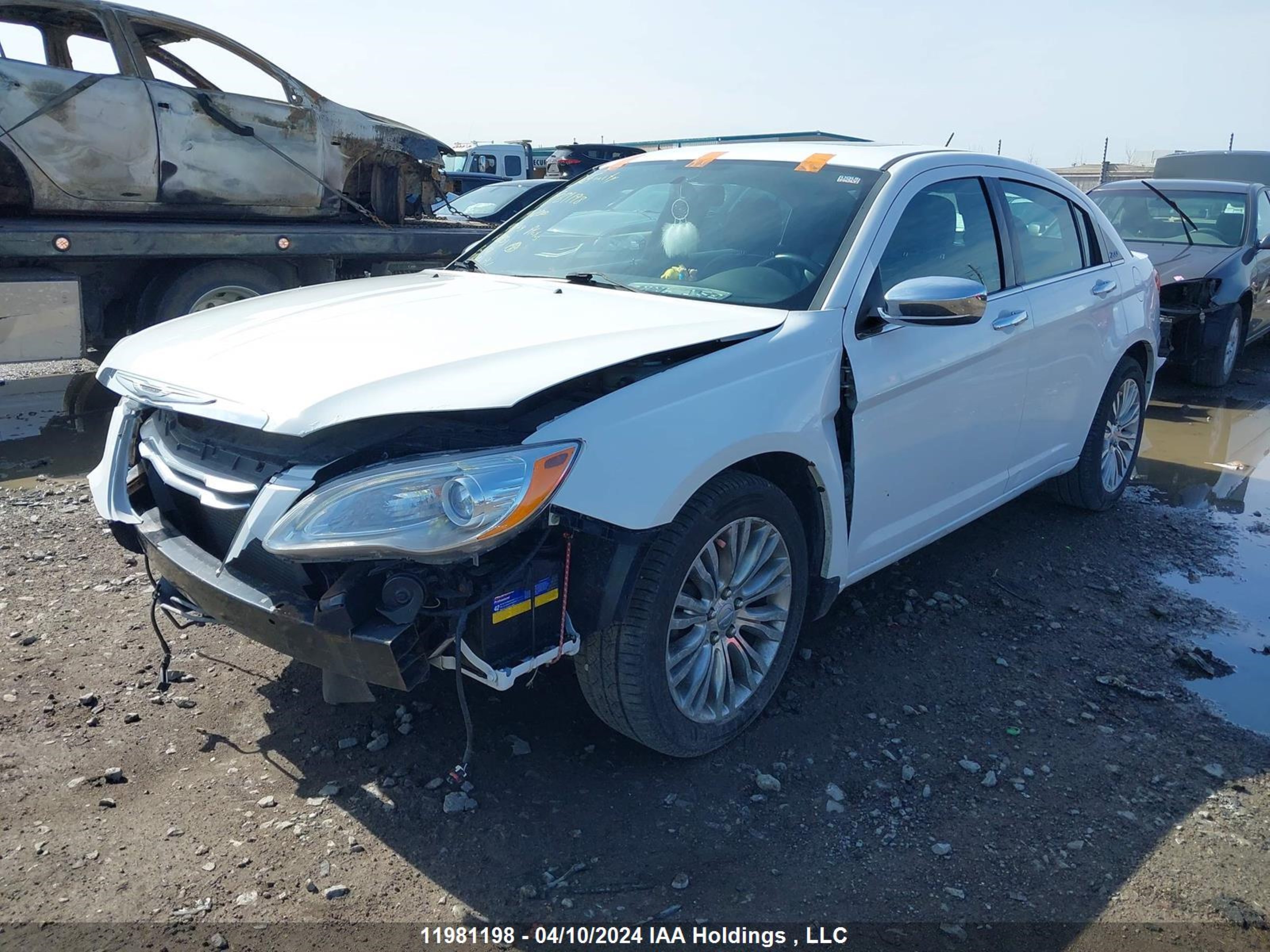 Photo 1 VIN: 1C3CCBCG3EN178153 - CHRYSLER 200 