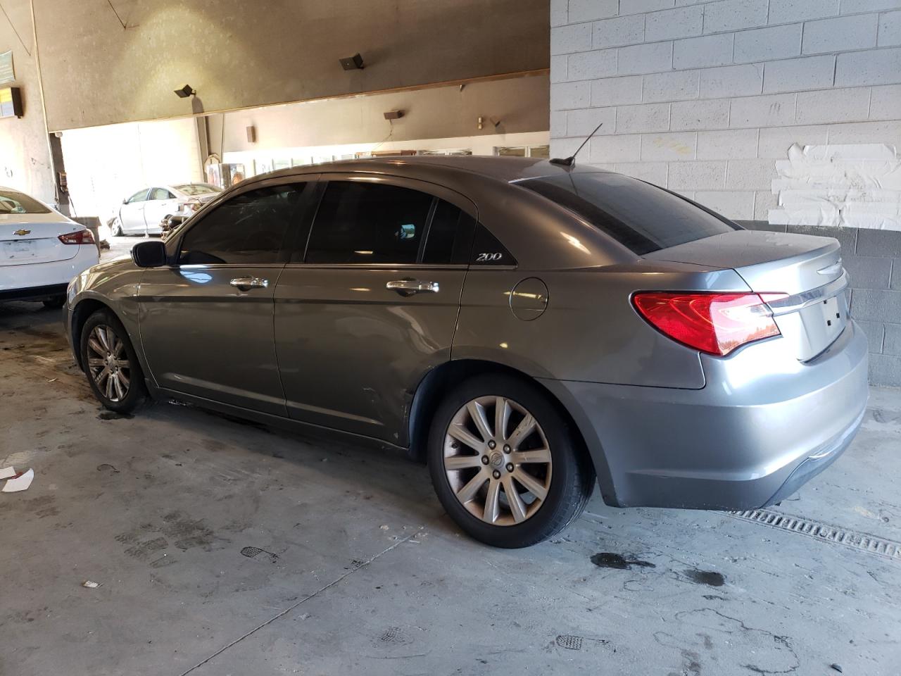 Photo 1 VIN: 1C3CCBCG4DN505688 - CHRYSLER 200 