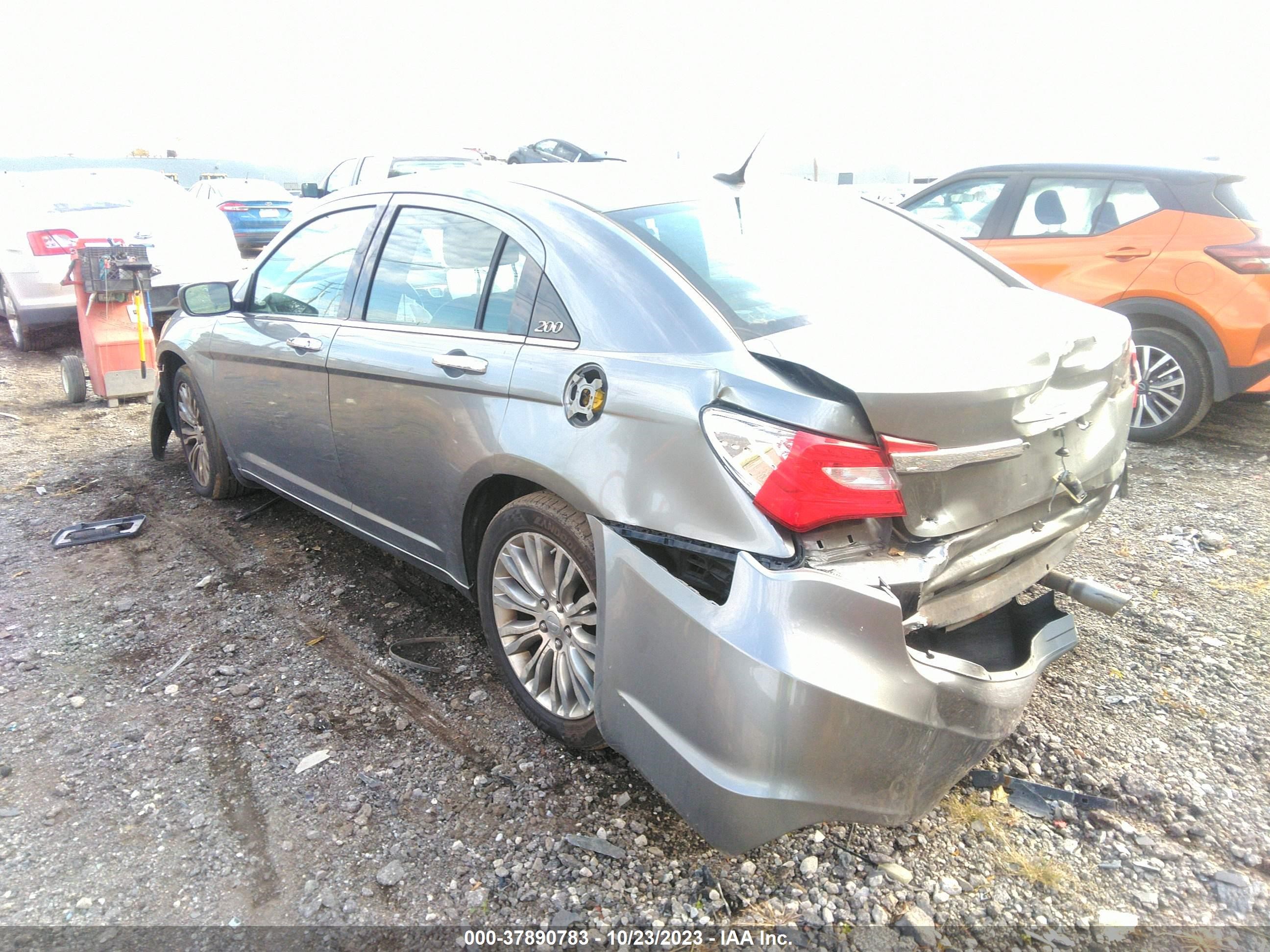 Photo 2 VIN: 1C3CCBCG4DN546855 - CHRYSLER 200 