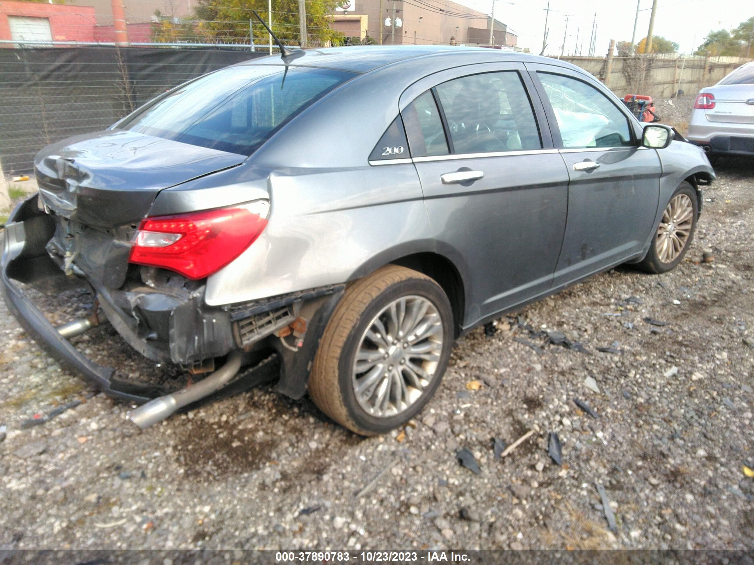 Photo 3 VIN: 1C3CCBCG4DN546855 - CHRYSLER 200 