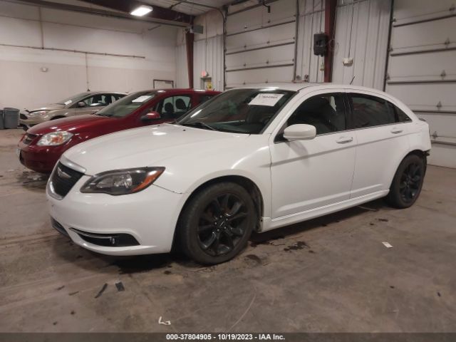 Photo 1 VIN: 1C3CCBCG5EN164657 - CHRYSLER 200 