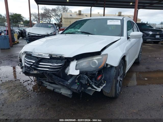 Photo 5 VIN: 1C3CCBCG6DN509256 - CHRYSLER 200 