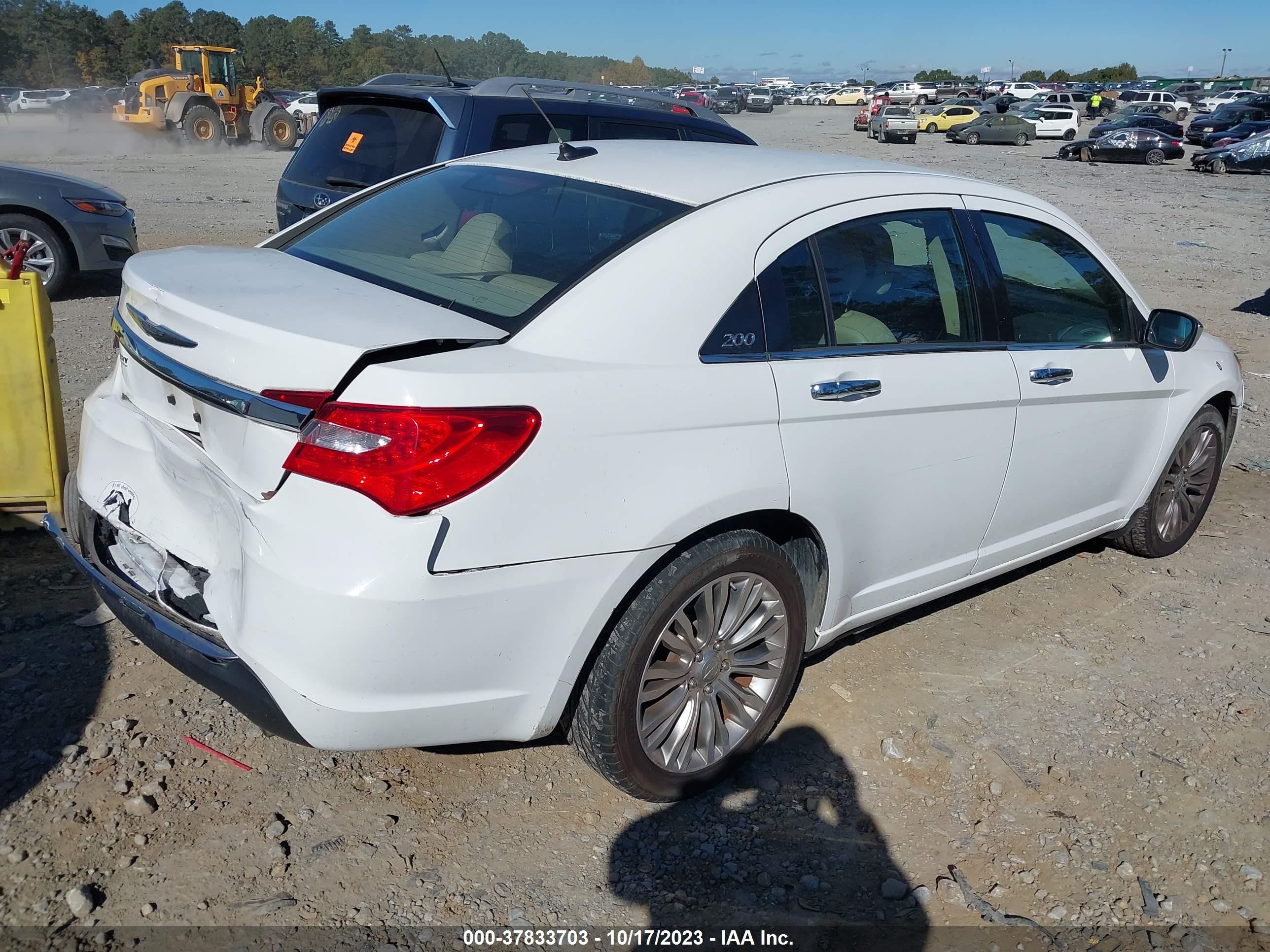 Photo 3 VIN: 1C3CCBCG6DN522752 - CHRYSLER 200 