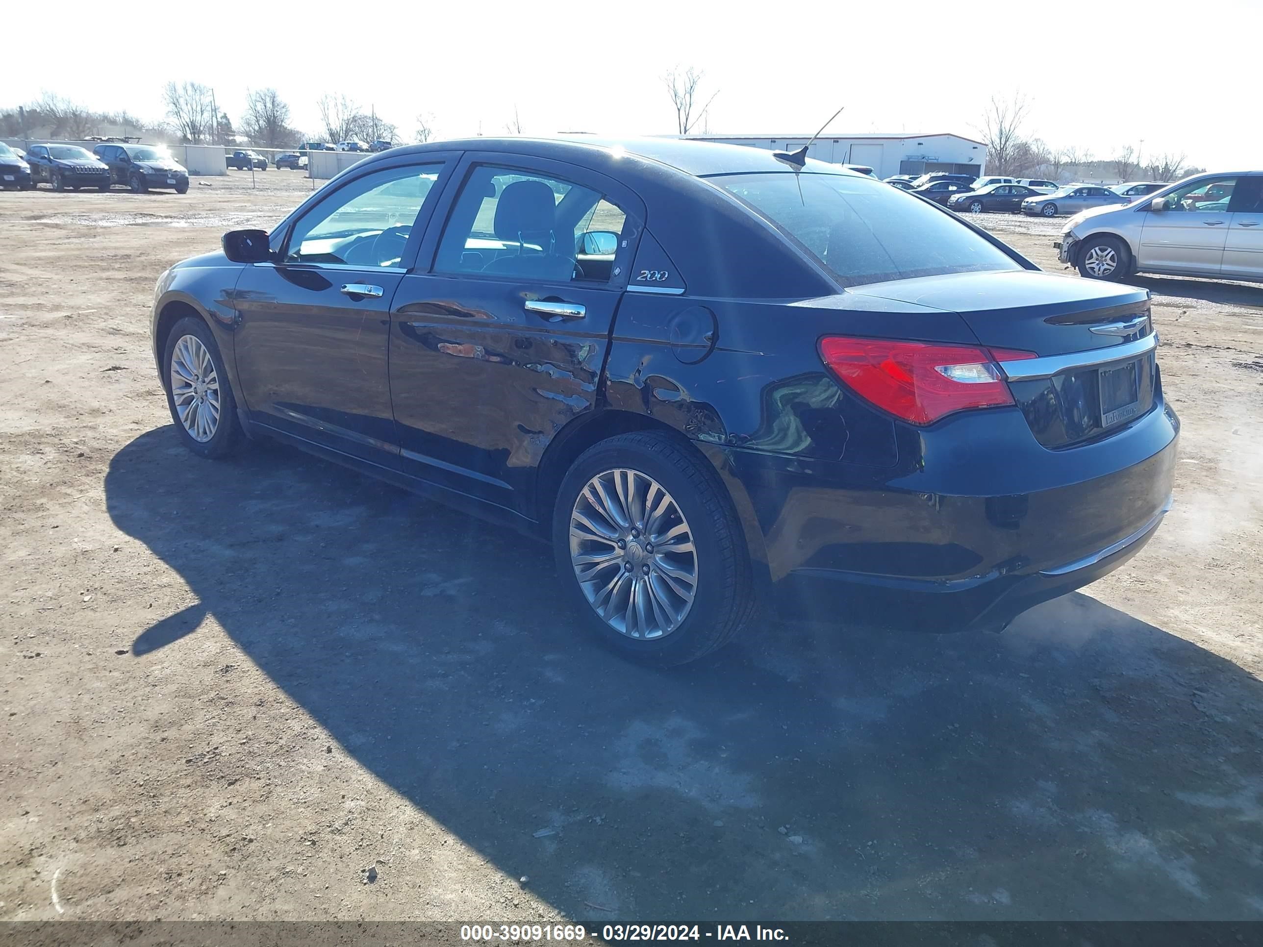 Photo 2 VIN: 1C3CCBCG7CN304835 - CHRYSLER 200 