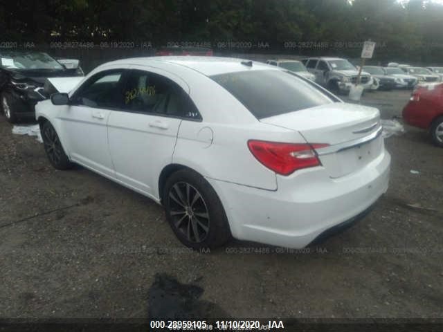 Photo 2 VIN: 1C3CCBHG5CN230520 - CHRYSLER 200 