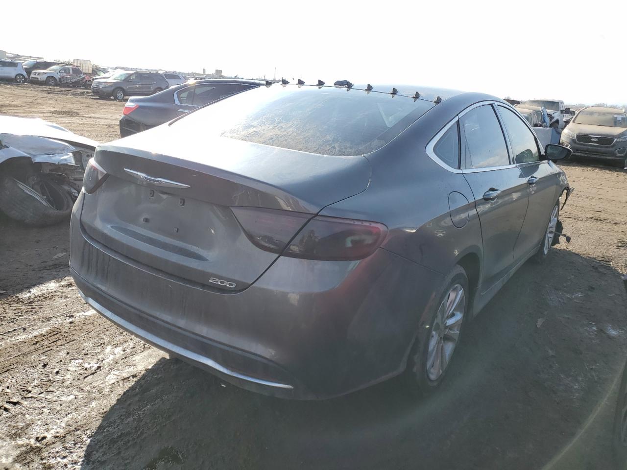 Photo 2 VIN: 1C3CCCAB0FN505283 - CHRYSLER 200 