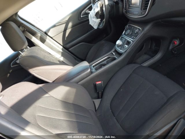 Photo 4 VIN: 1C3CCCAB0FN691102 - CHRYSLER 200 