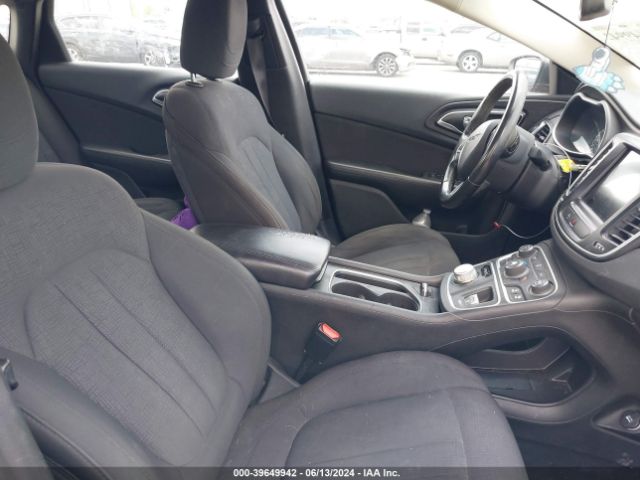 Photo 4 VIN: 1C3CCCAB0FN738287 - CHRYSLER 200 