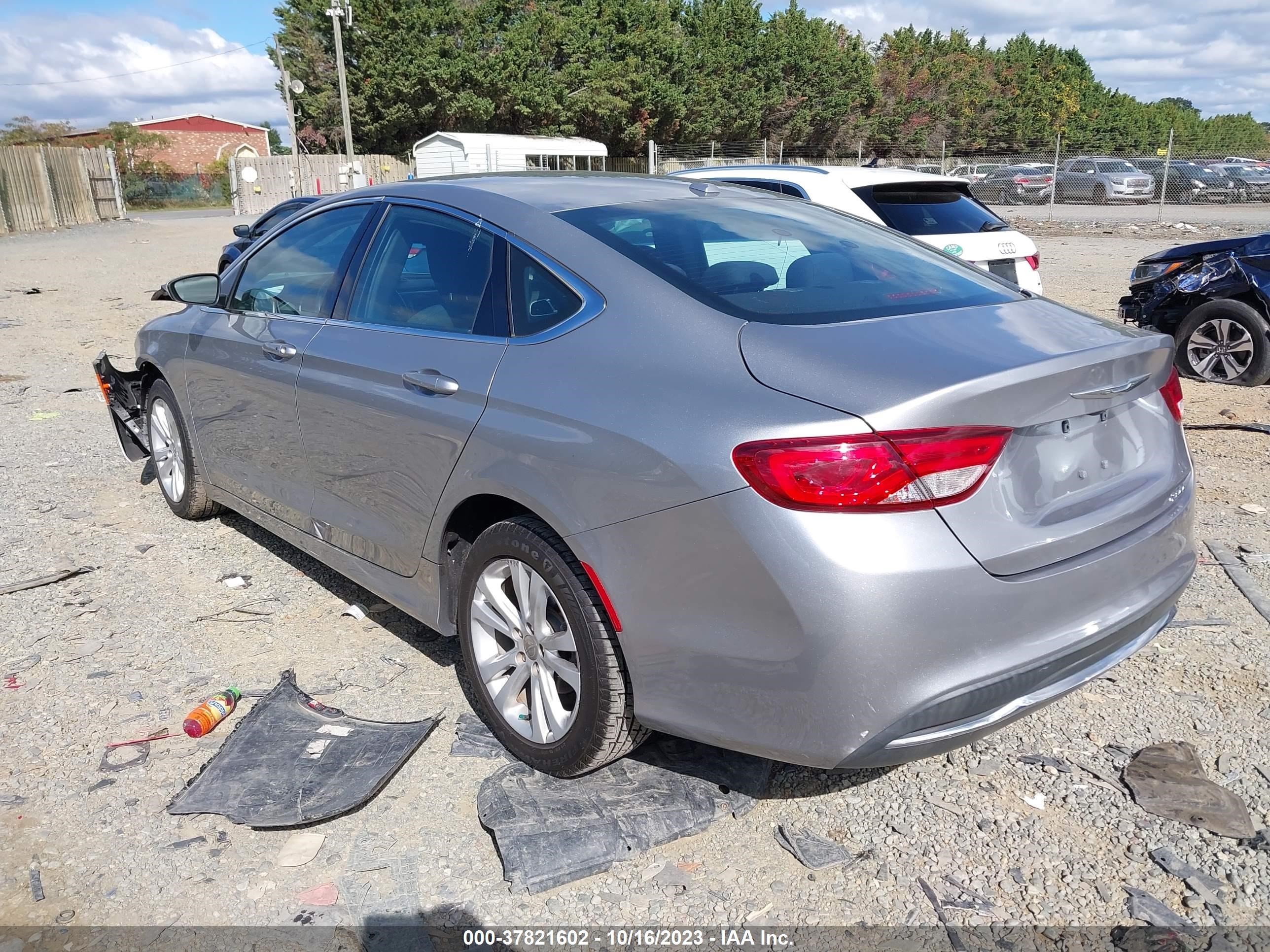 Photo 2 VIN: 1C3CCCAB0GN164386 - CHRYSLER 200 