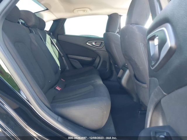 Photo 7 VIN: 1C3CCCAB1FN536512 - CHRYSLER 200 