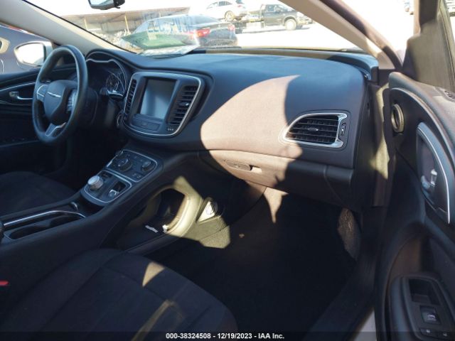 Photo 4 VIN: 1C3CCCAB1FN597858 - CHRYSLER 200 